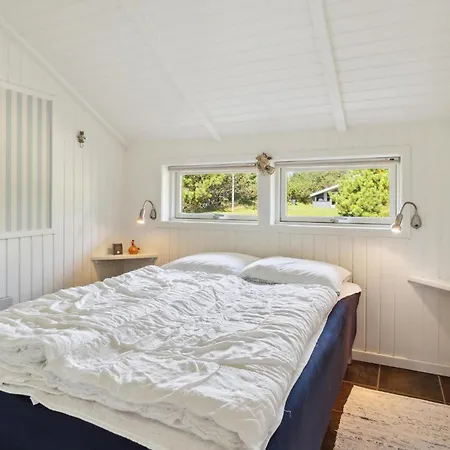 Holiday home 4 Bedroom Gorgeous In *
